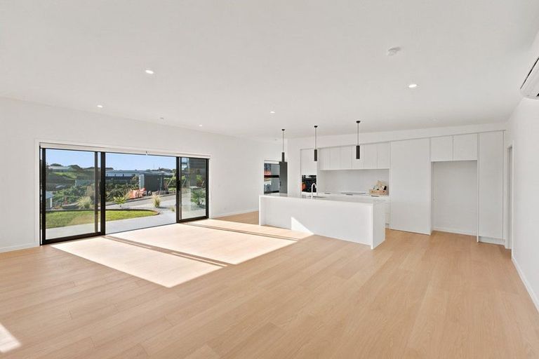 Photo of property in 13b Cunningham Lane, Kaitake, Oakura, 4374