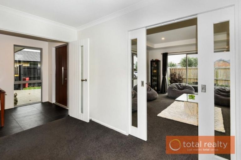 Photo of property in 33 Whincops Road, Halswell, Christchurch, 8025