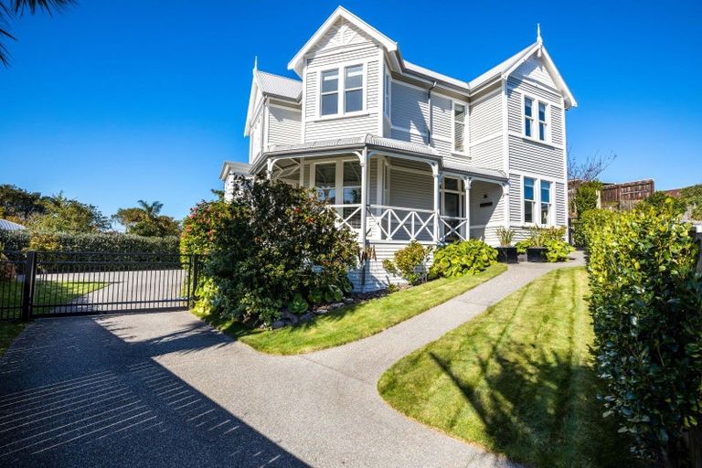 Photo of property in 149a Tukapa Street, Westown, New Plymouth, 4310