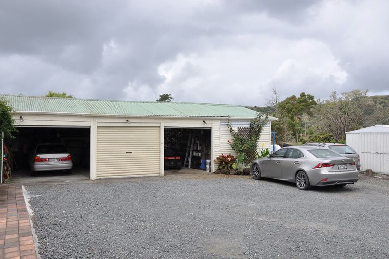 Photo of property in 805 Woodcocks Road, Kaipara Flats, Warkworth, 0981