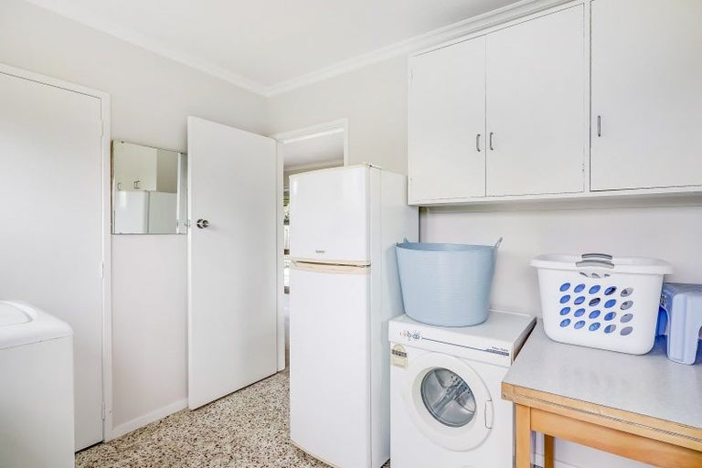 Photo of property in 4 Hardy Place, Cooks Beach, Whitianga, 3591