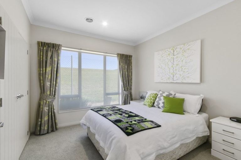 Photo of property in 8c Glen Iris Grove, Woburn, Lower Hutt, 5010