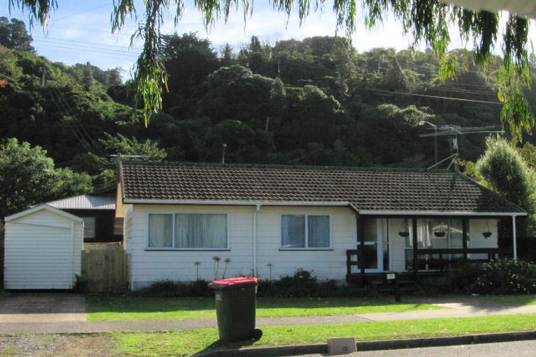 Photo of property in 37 Owen Street, Belmont, Lower Hutt, 5010