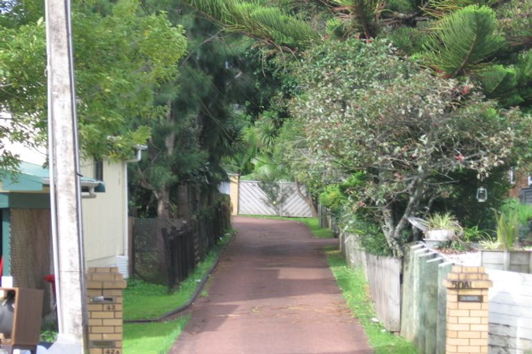 Photo of property in 1/42 Atkinson Road, Titirangi, Auckland, 0604