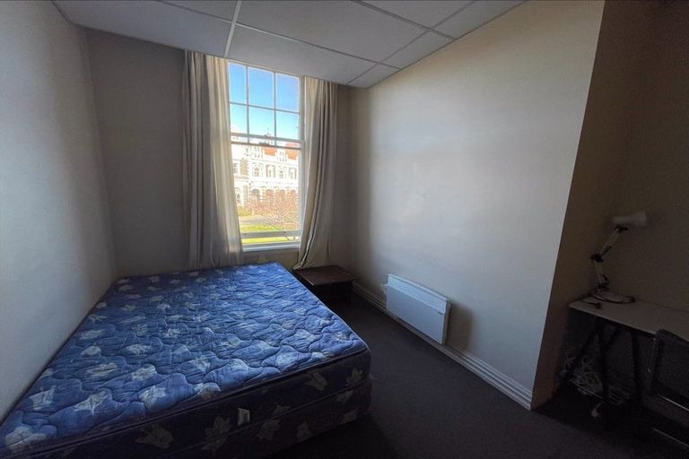 Photo of property in 5 Anzac Avenue, Dunedin Central, Dunedin, 9016