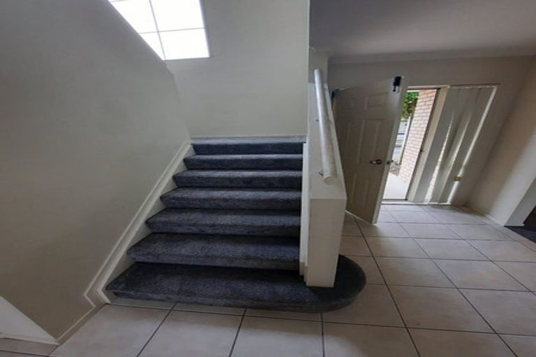 Photo of property in 11 Orbit Place, Flat Bush, Auckland, 2019
