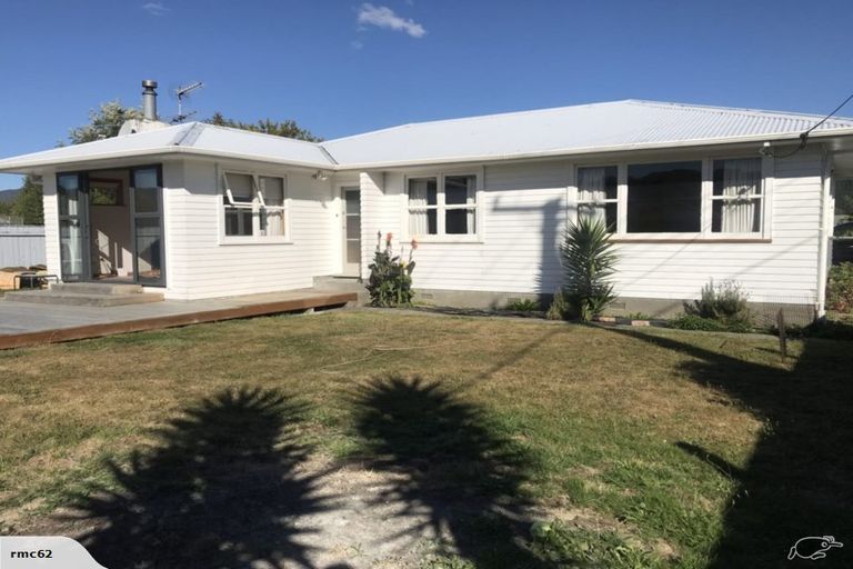 Photo of property in 55 Ararino Street, Trentham, Upper Hutt, 5018