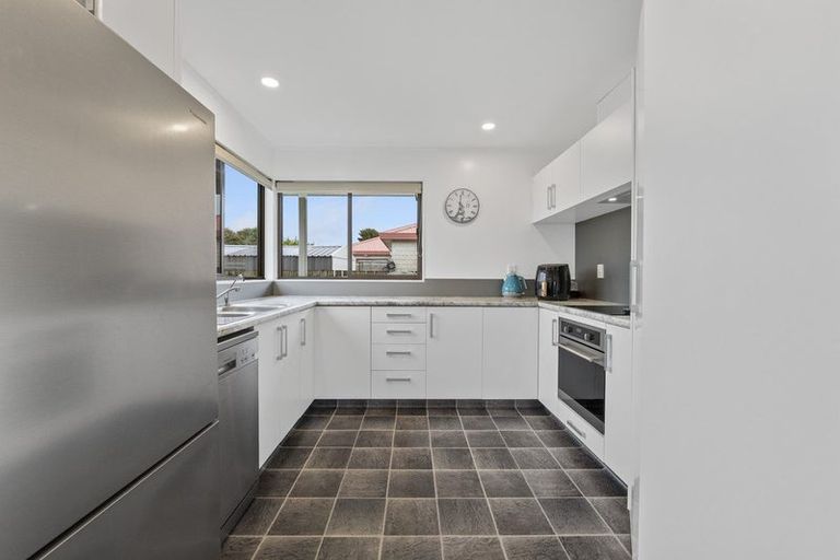 Photo of property in 26b Dixon Avenue, Hawera, 4610