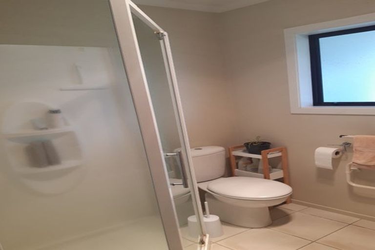 Photo of property in 26/64 Kawaha Point Road, Kawaha Point, Rotorua, 3010