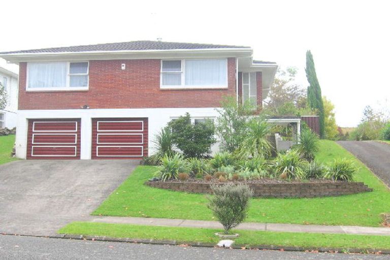 Photo of property in 9 Imatra Place, Sunnyhills, Auckland, 2010
