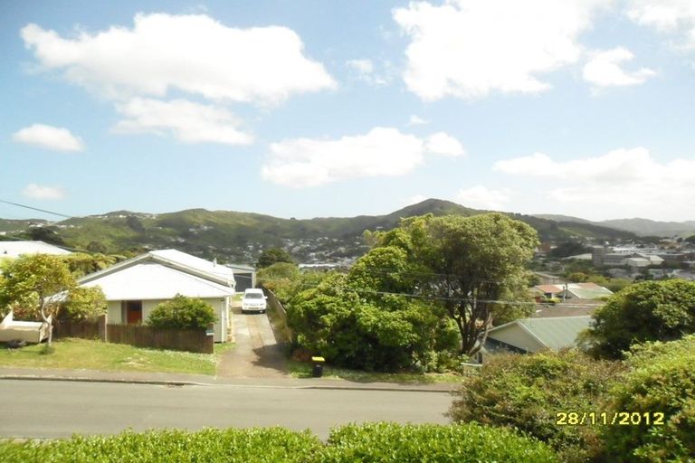 Photo of property in 25 Verviers Street, Karori, Wellington, 6012