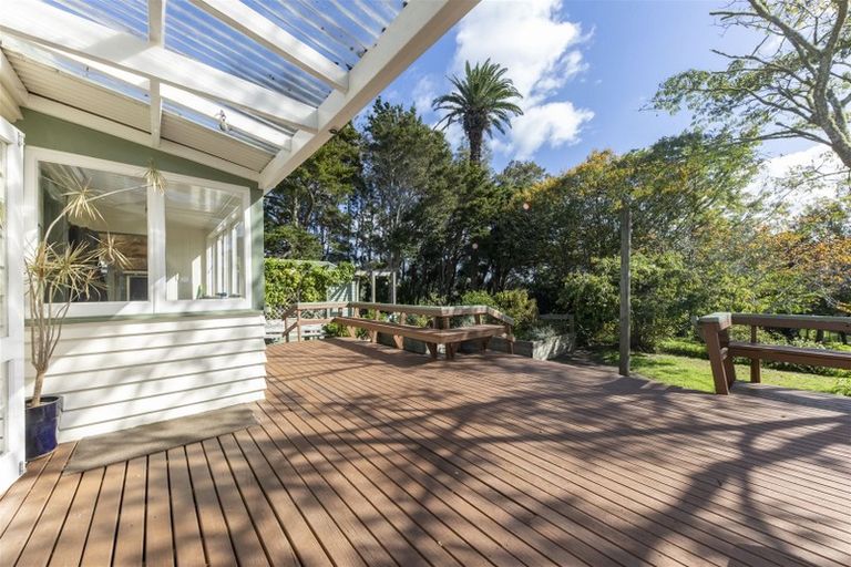 Photo of property in 2059 State Highway 16, Helensville, 0875