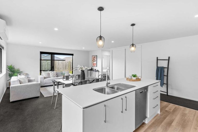 Photo of property in 4 Shrimpton Avenue, Woodend, 7610