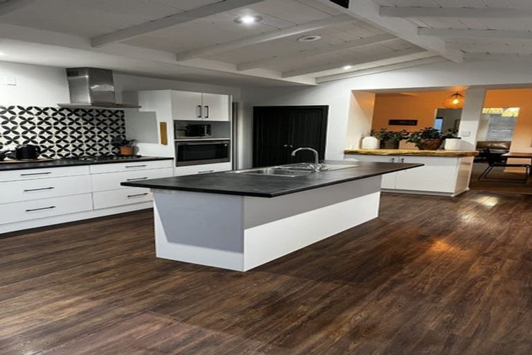 Photo of property in 28 Lakings Road, Springlands, Blenheim, 7201