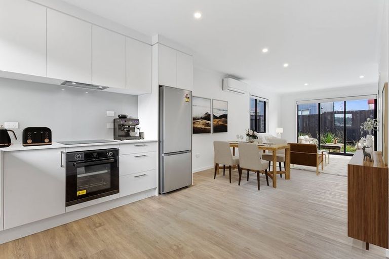 Photo of property in 39 Te Tihi Street, Wiri, 2104