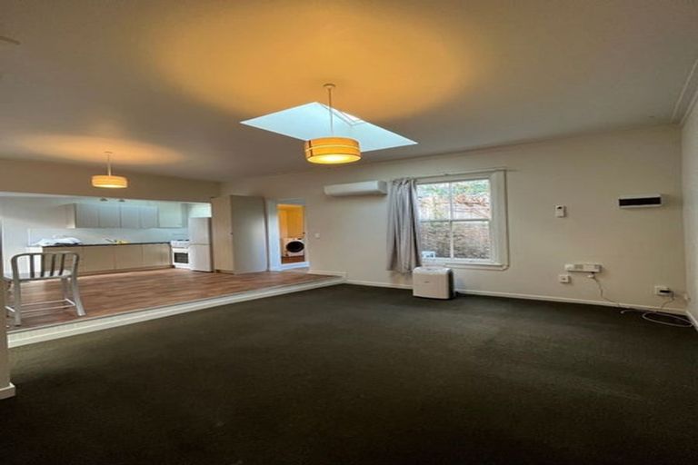Photo of property in 111 Austin Street, Mount Victoria, Wellington, 6011