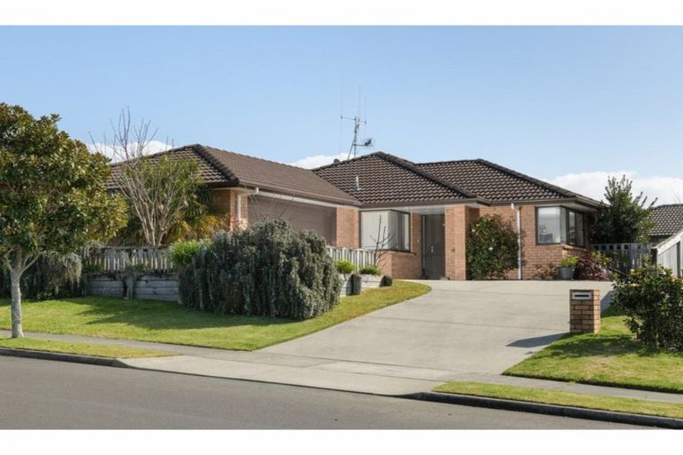 Photo of property in 25 Galloway Crescent, Pyes Pa, Tauranga, 3112