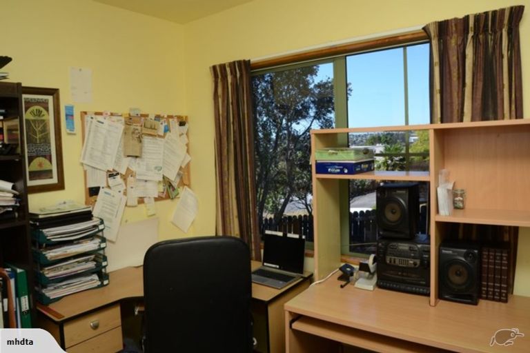 Photo of property in 5 Charlotte Street, Stanmore Bay, Whangaparaoa, 0932