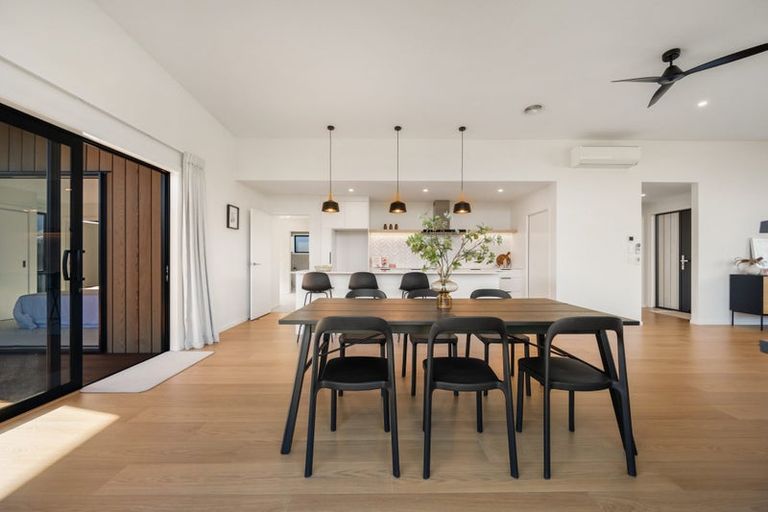 Photo of property in 7 Travertine Street, Cromwell, 9310