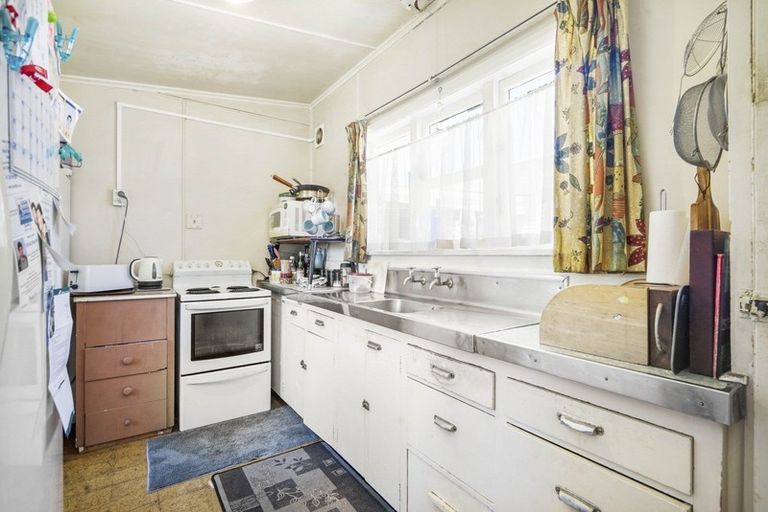 Photo of property in 61 Queens Avenue, Frankton, Hamilton, 3204