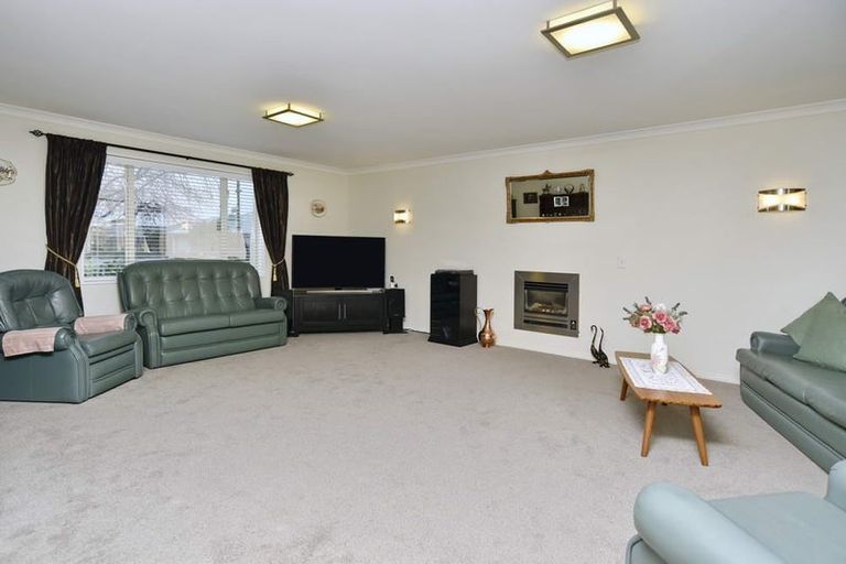 Photo of property in 32 Kensington Avenue, Rangiora, 7400