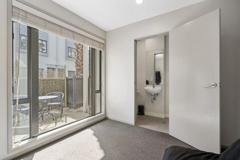 Photo of property in 4 Dovedale Place, Parnell, Auckland, 1010