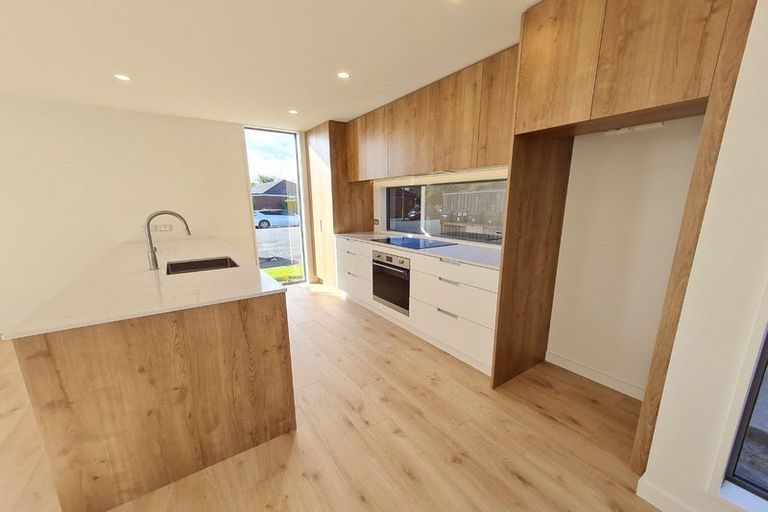 Photo of property in 1/43 Maxwell Street, Riccarton, Christchurch, 8041