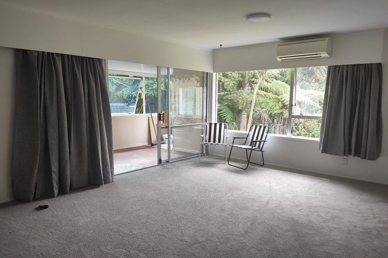Photo of property in 2/19 Capilano Place, Glenfield, Auckland, 0629