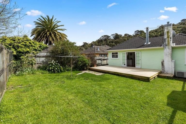 Photo of property in 96 Hair Street, Wainuiomata, Lower Hutt, 5014