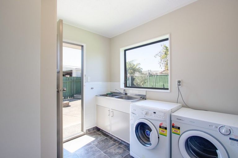 Photo of property in 1 Kotuku Place, Taradale, Napier, 4112
