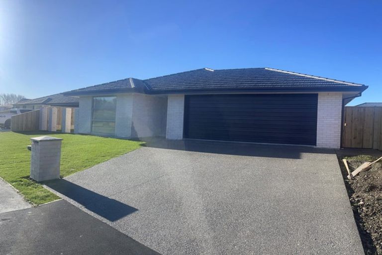 Photo of property in 28 Treedale Street, Belfast, Christchurch, 8051