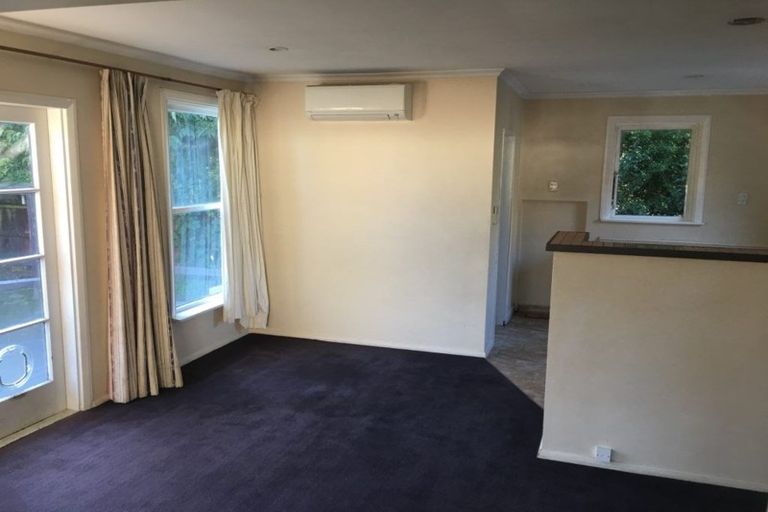 Photo of property in 9 Haynes Avenue, Upper Riccarton, Christchurch, 8041