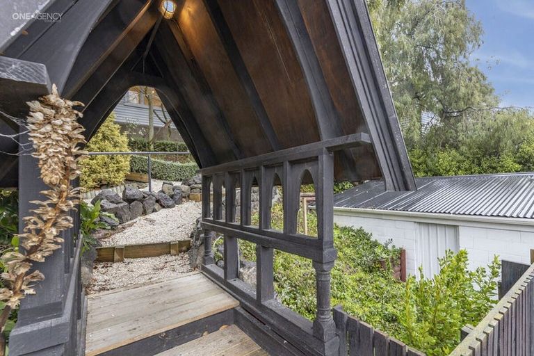 Photo of property in 14 Valley Road, Cashmere, Christchurch, 8022