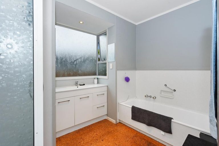 Photo of property in 187 Totara Drive, Pukete, Hamilton, 3200