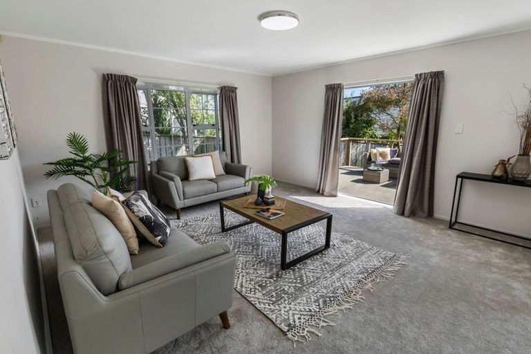 Photo of property in 155 Summerhill Drive, Fitzherbert, Palmerston North, 4410