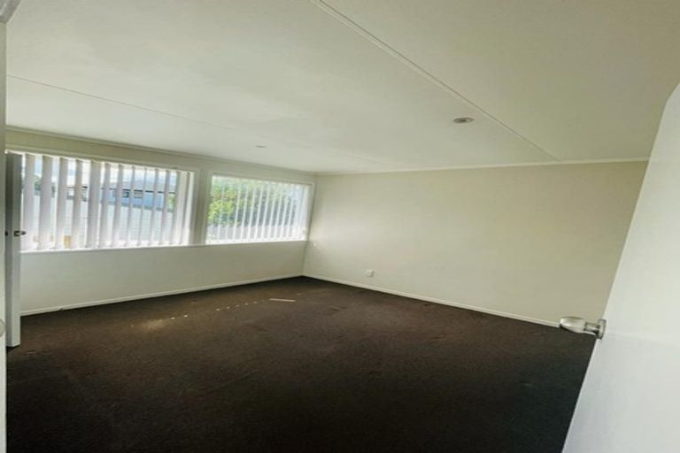 Photo of property in 625 Massey Road, Mangere, Auckland, 2022