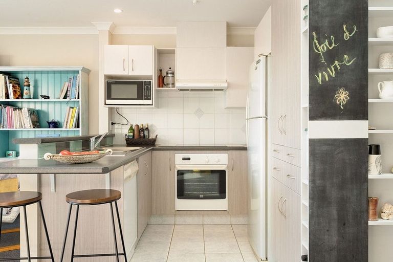 Photo of property in 7/3 Leinster Avenue, Mount Maunganui, 3116