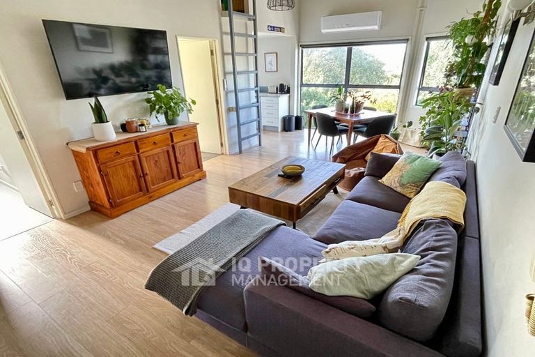 Photo of property in 2/2 New Street, Hamilton East, Hamilton, 3216