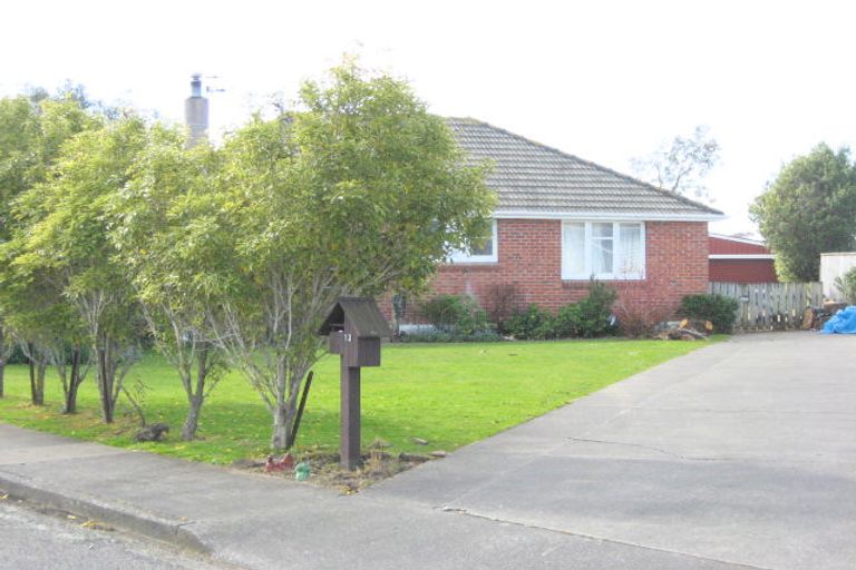 Photo of property in 13 Ward Street, Bulls, 4818