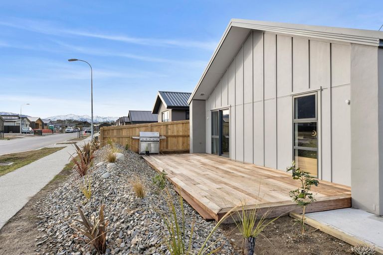 Photo of property in 19 Waddell Street, Lake Hawea, 9382