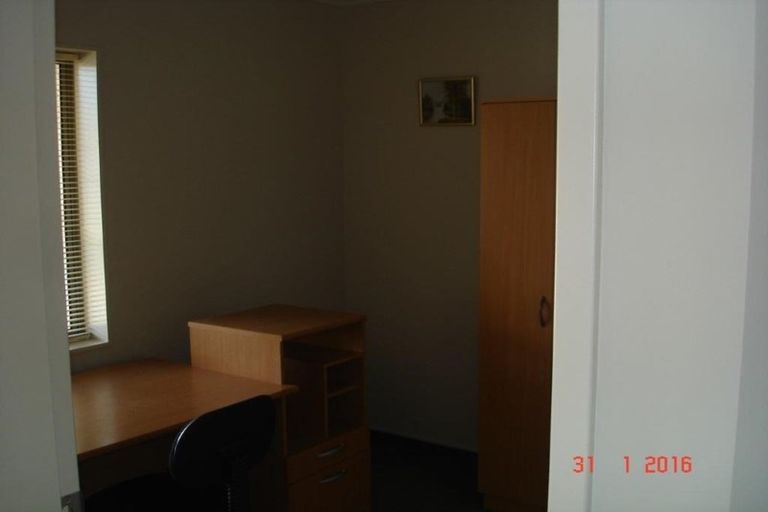 Photo of property in 51 Gandalf Crescent, Paraparaumu, 5032