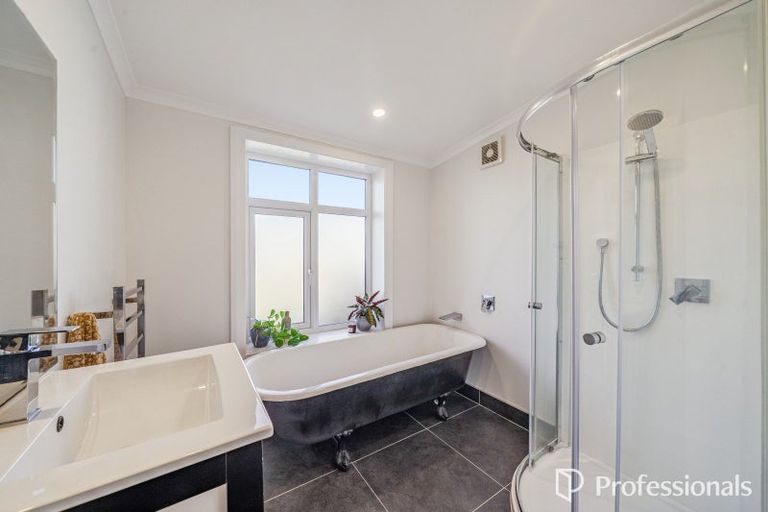 Photo of property in 168 Hutt Road, Petone, Lower Hutt, 5012