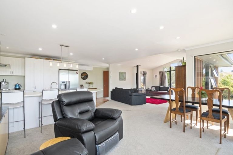 Photo of property in 14a Totara View Road, Wakefield, 7095