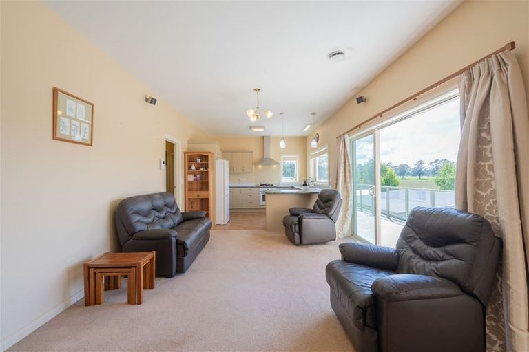 Photo of property in 25 Muriwai Drive, Manapouri, 9679