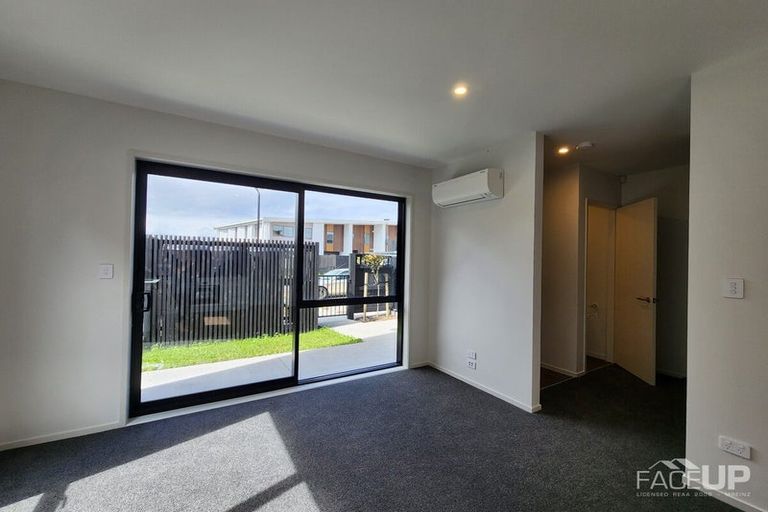 Photo of property in 4 Arvo Lane, Hobsonville, Auckland, 0616