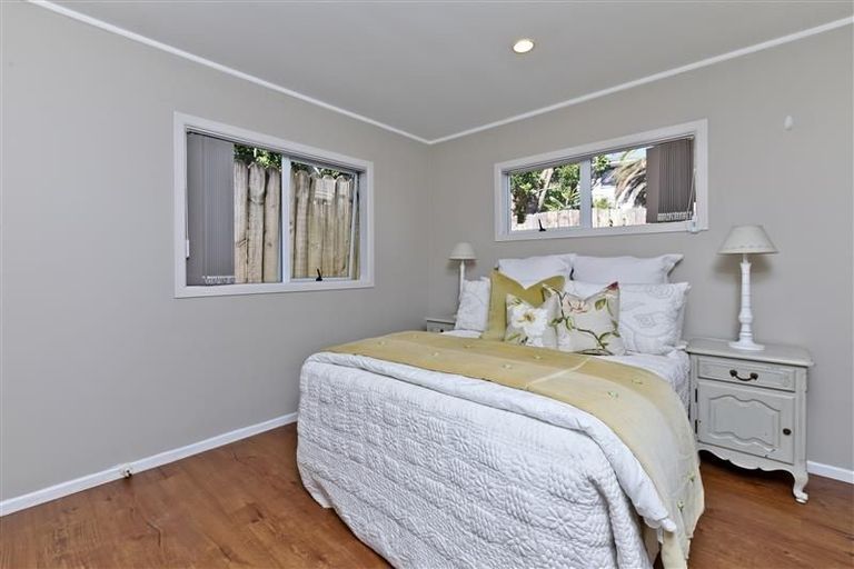 Photo of property in 1/34 Arrow Road, Forrest Hill, Auckland, 0620