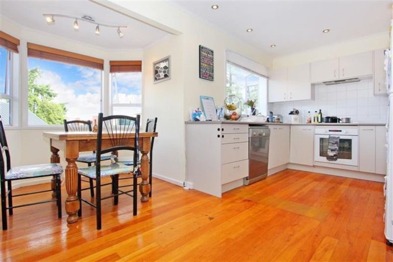 Photo of property in 1/27 Vincent Street, Howick, Auckland, 2014