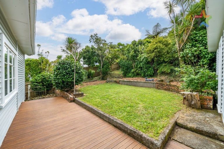 Photo of property in 12 Titiro Moana Road, Korokoro, Lower Hutt, 5012