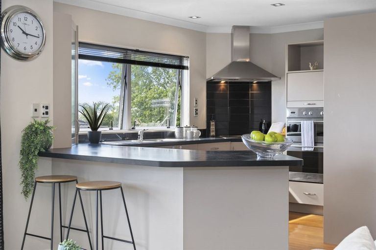 Photo of property in 40b Karaka Road, Otumoetai, Tauranga, 3110