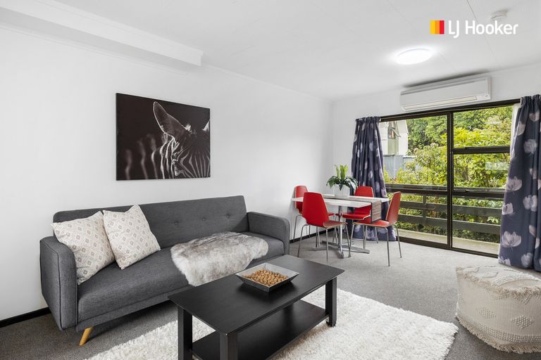 Photo of property in 93m Queen Street, North Dunedin, Dunedin, 9016